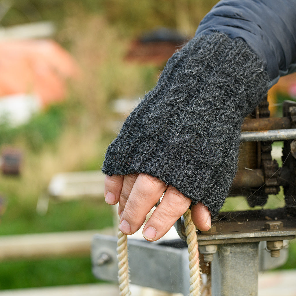 Fingerless Aran Mitts