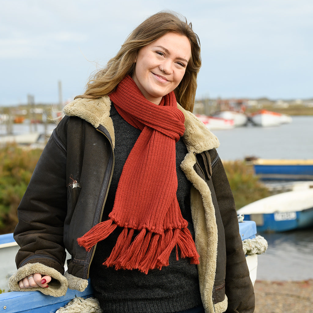 Ribbed Scarf - Rust red