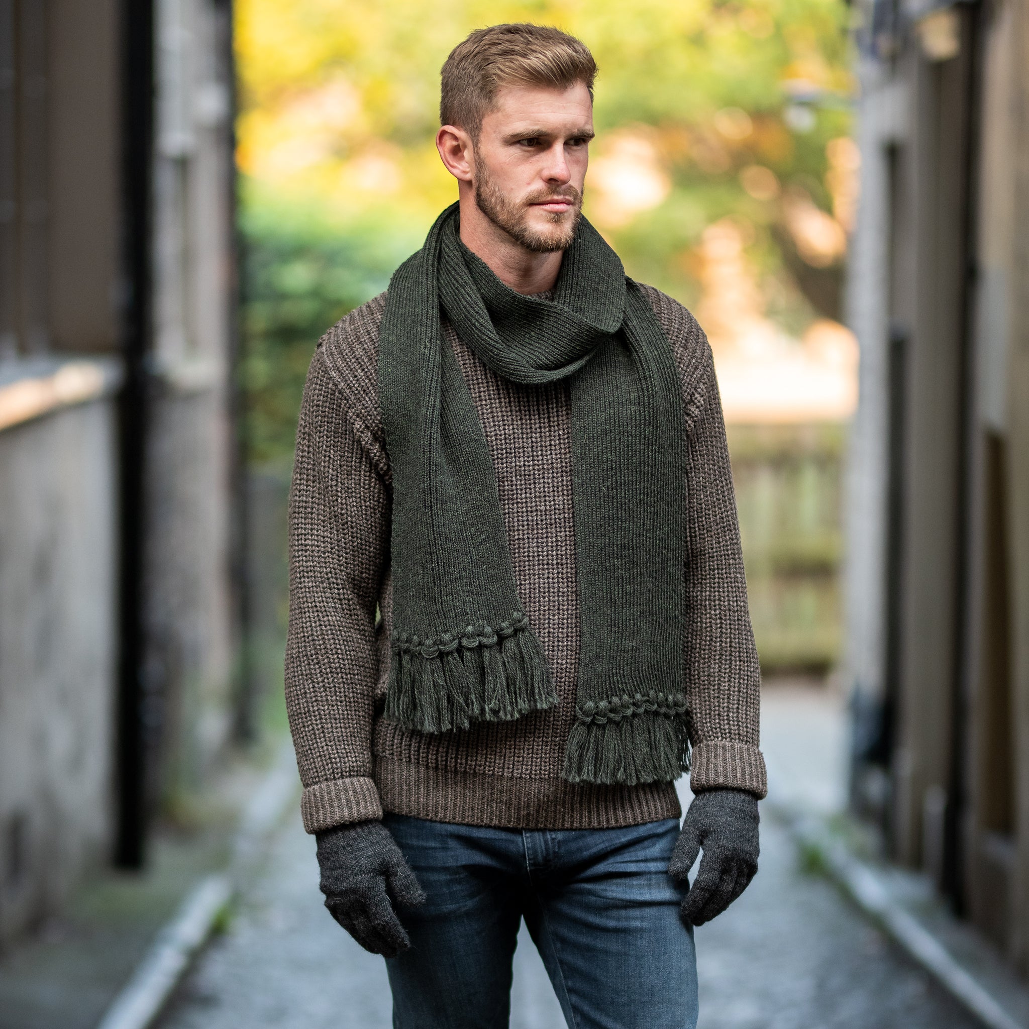 Moss Green pure wool Ribbed Scarf