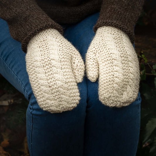 Cable Mittens